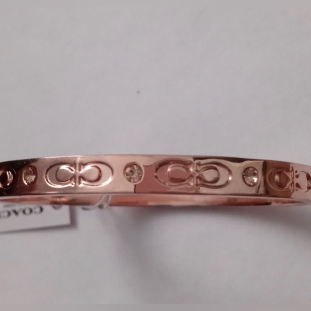 NEW Coach Kissing C Hinged Bangle - Rosegold - Picture 7 of 8